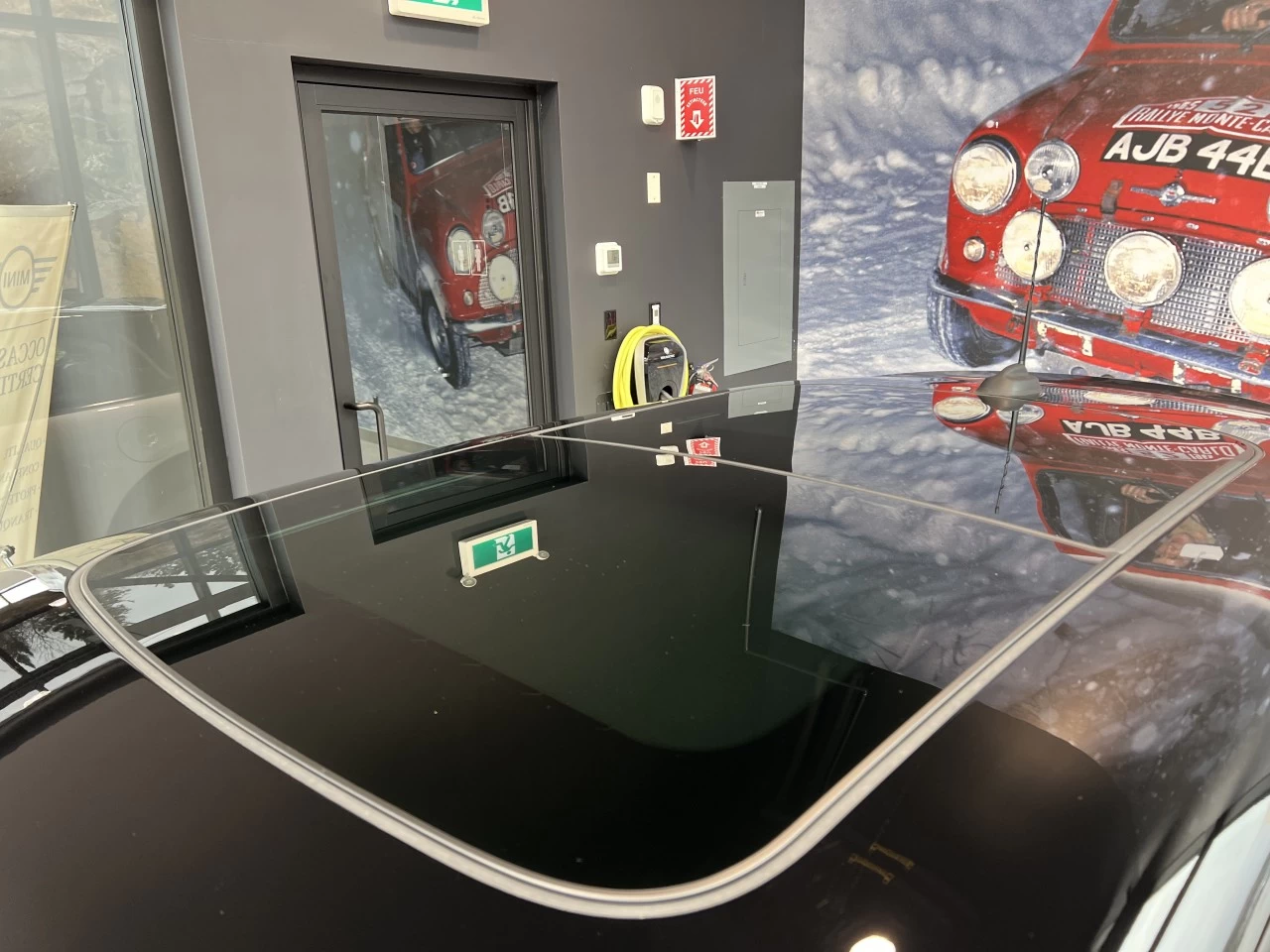 2024 MINI Cooper SE 3 Door Image principale