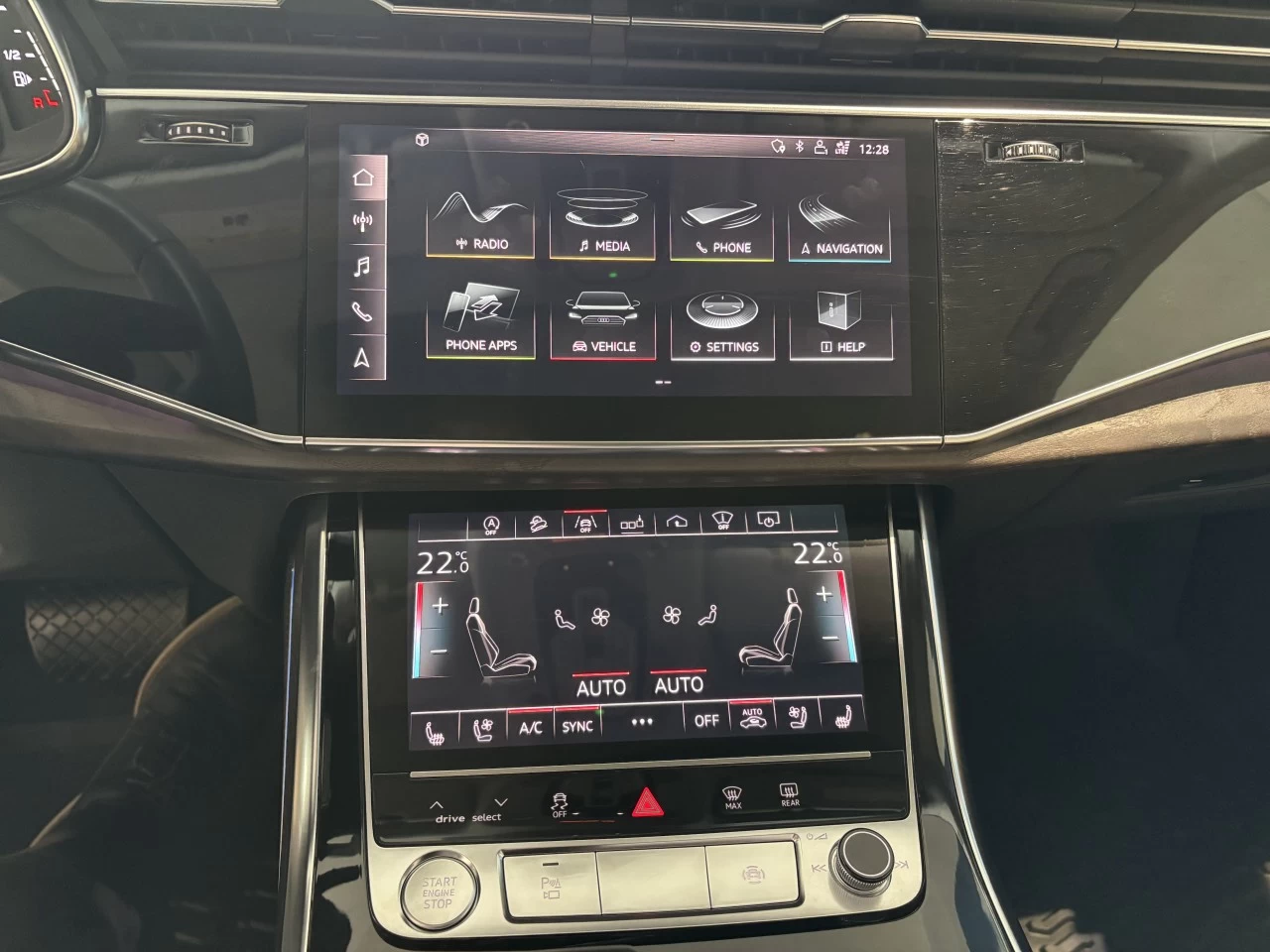2019 Audi Q8 Technik Image principale