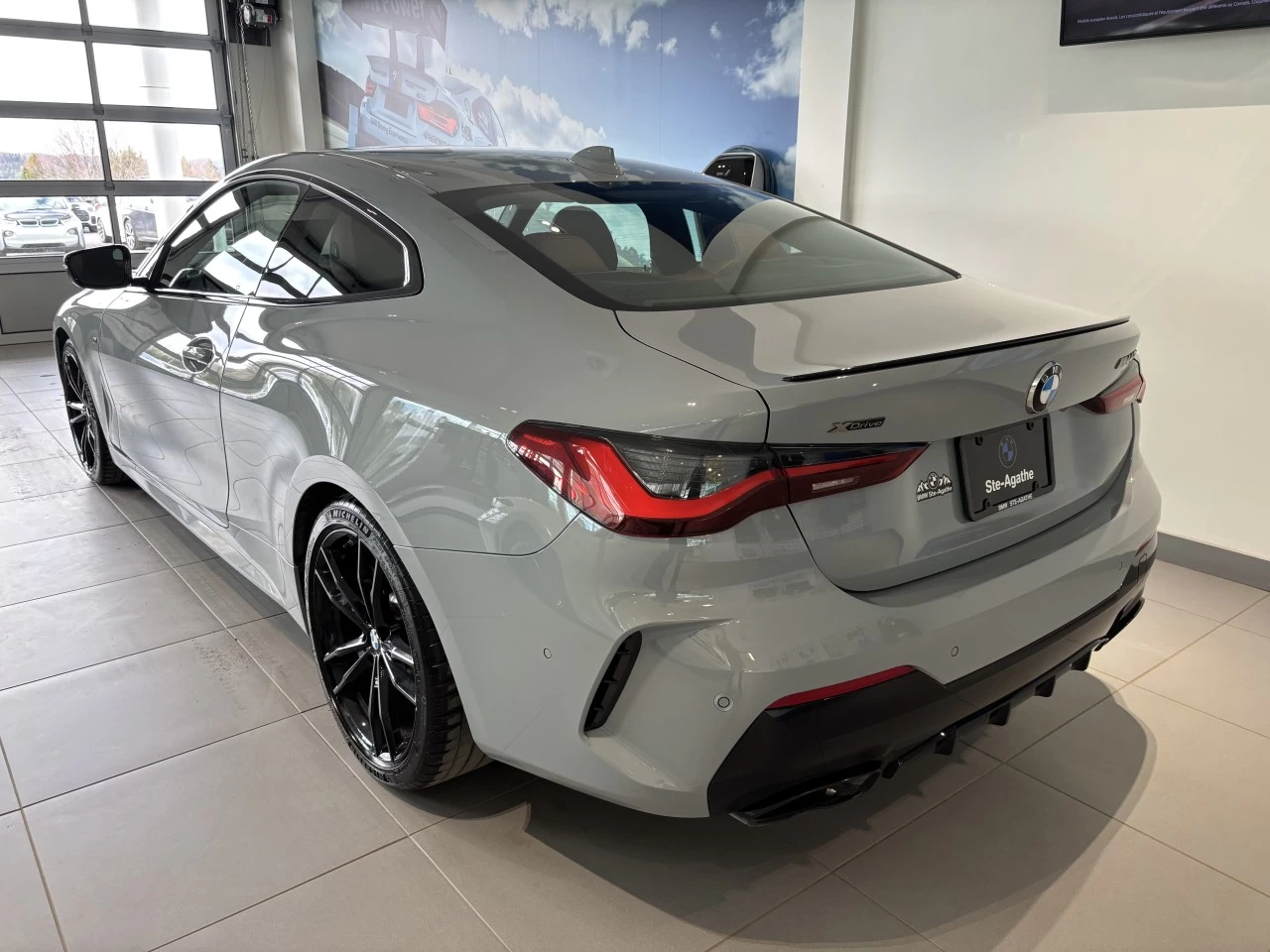 2023 BMW M440i xDrive M440i xDrive Image principale