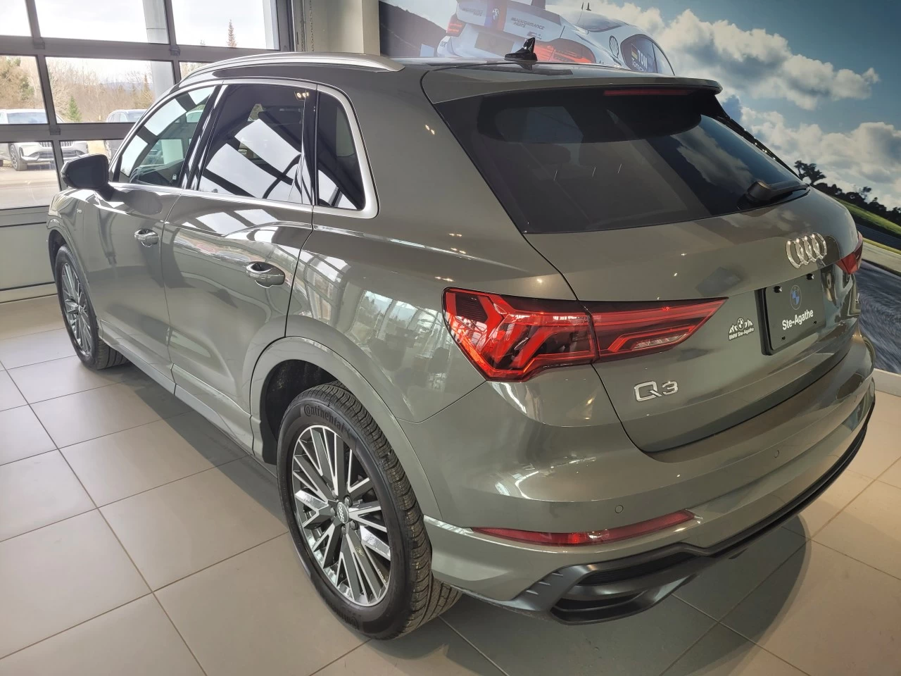 2020 Audi Q3 Progressiv Main Image