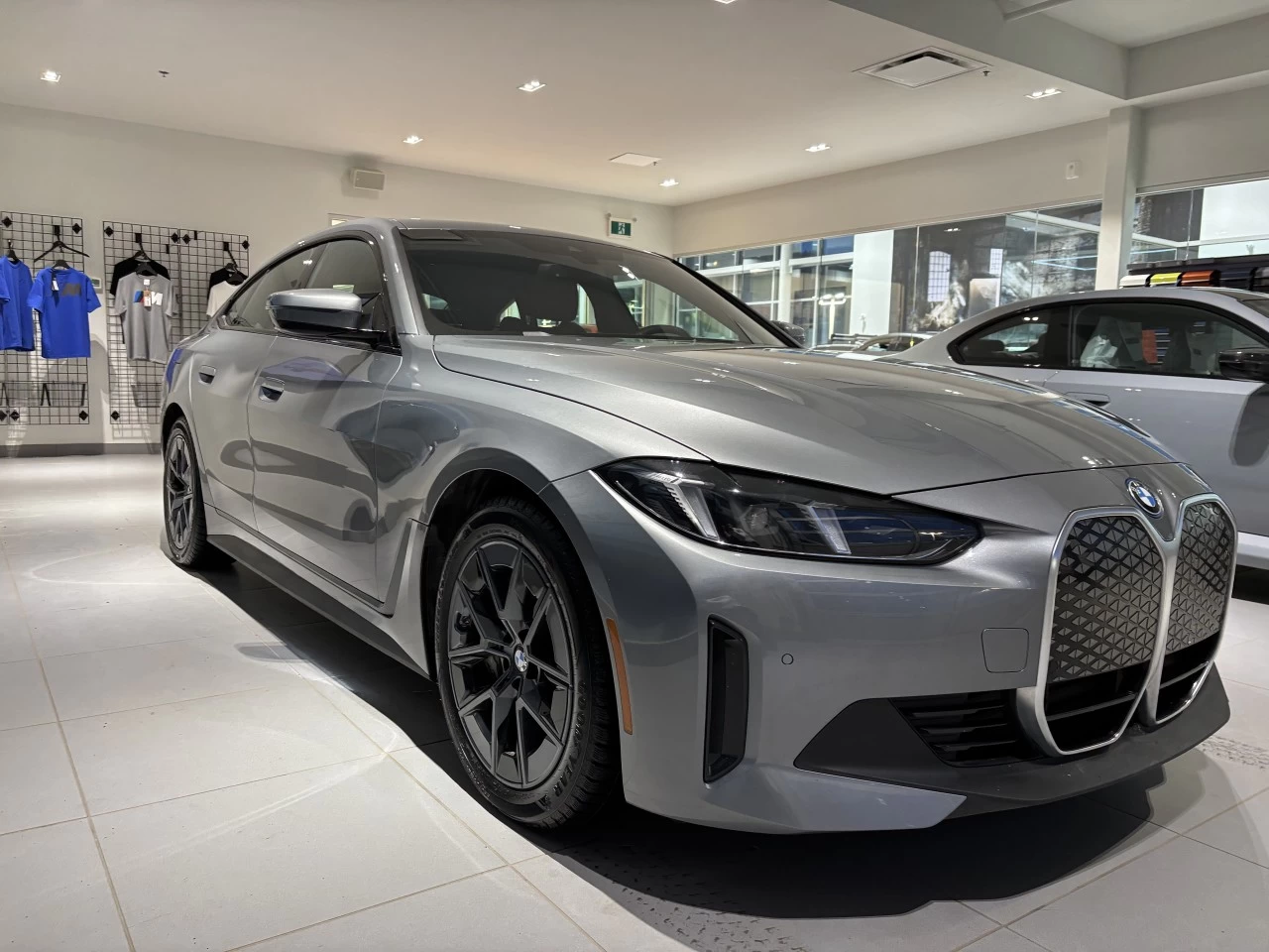 2025 BMW i4 xDrive40 Image principale