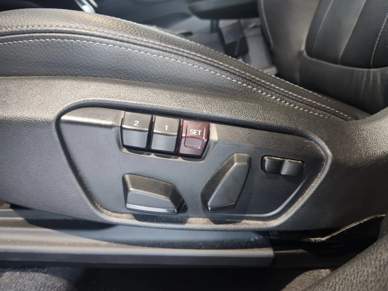 2021 BMW X1 xDrive28i Image principale