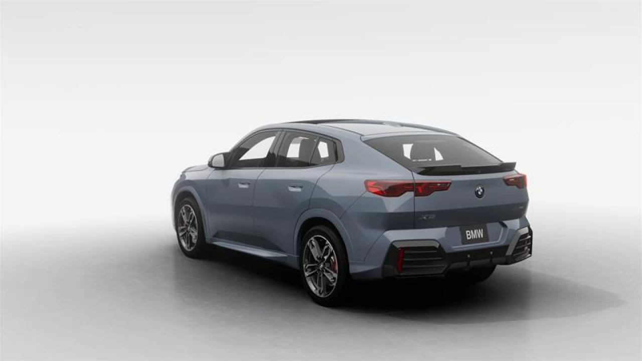 2025 BMW X2 xDrive28i Main Image