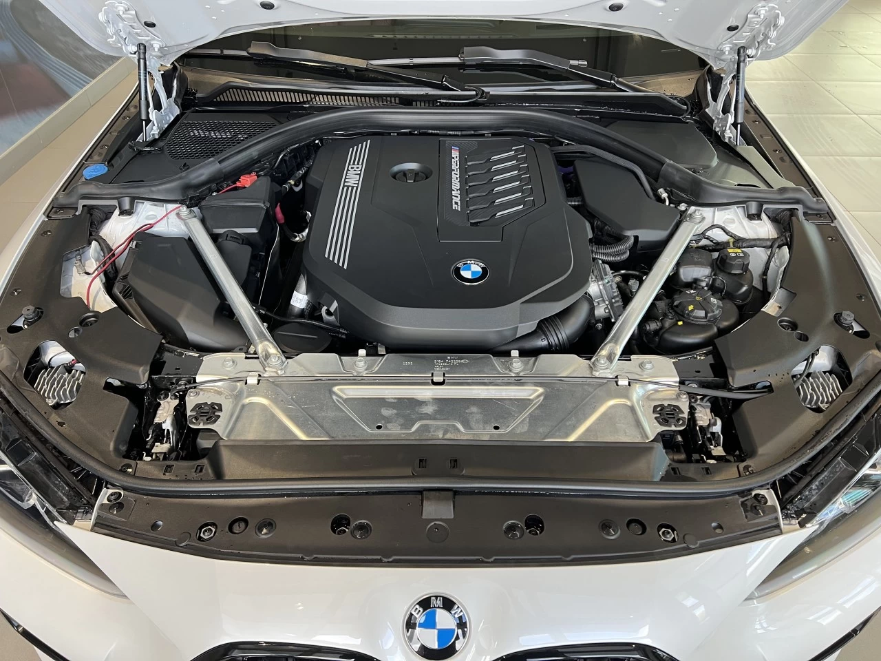 2022 BMW 4 Series M440i xDrive Image principale
