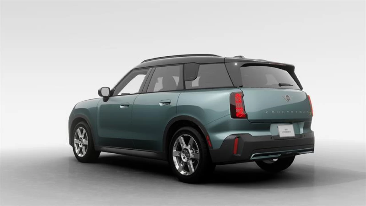 2025 MINI Countryman SE ALL4 Main Image