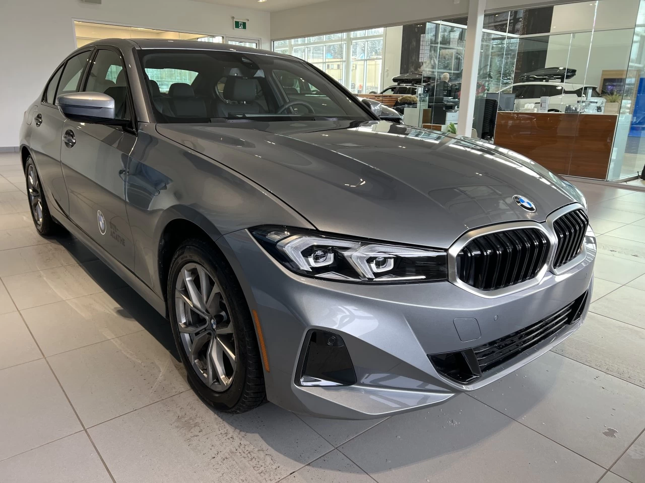2024 BMW 330I xDrive Sedan Image principale