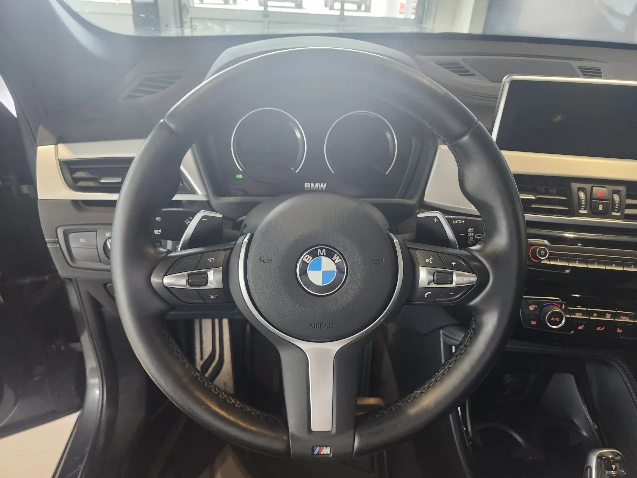 2021 BMW X1 xDrive28i Image principale
