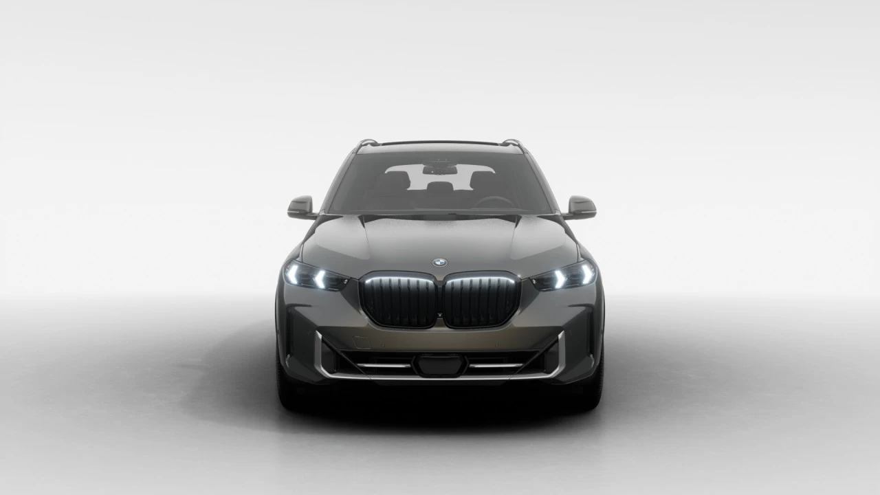2026 BMW X5 xDrive50e M Sport Edition Main Image