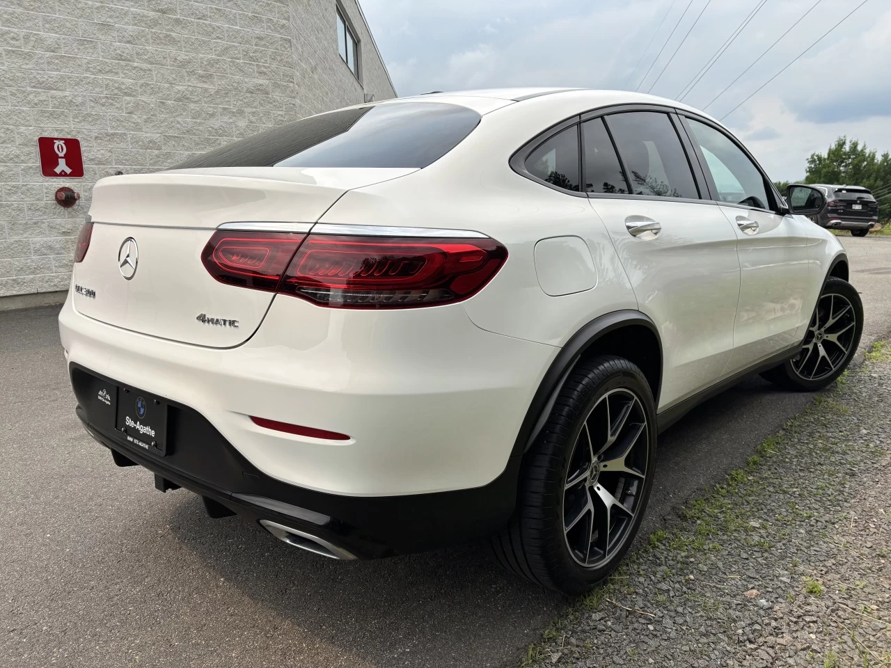 2023 Mercedes-Benz GLC GLC 300 Main Image
