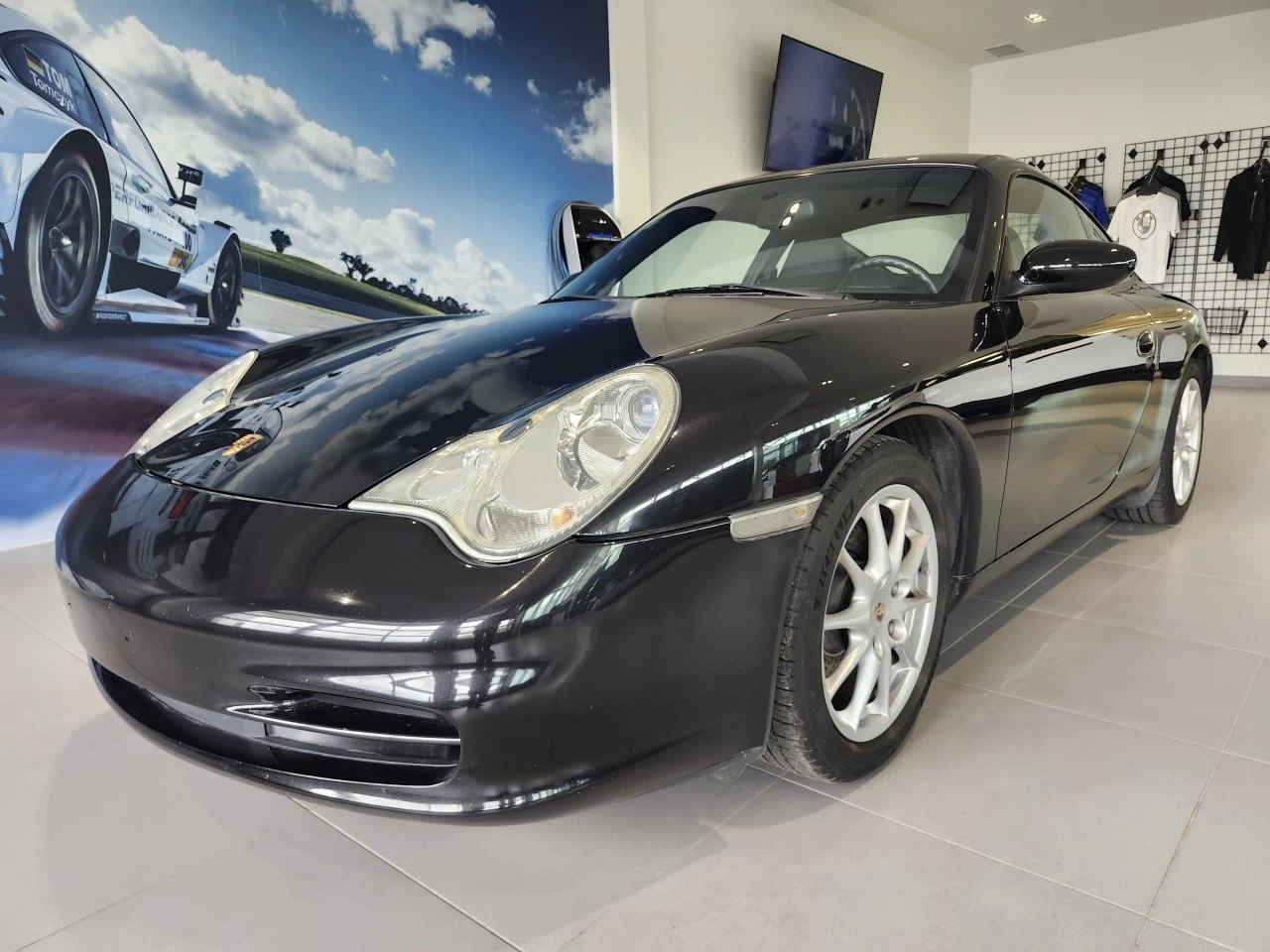 2004 Porsche 911 Carrera Image principale