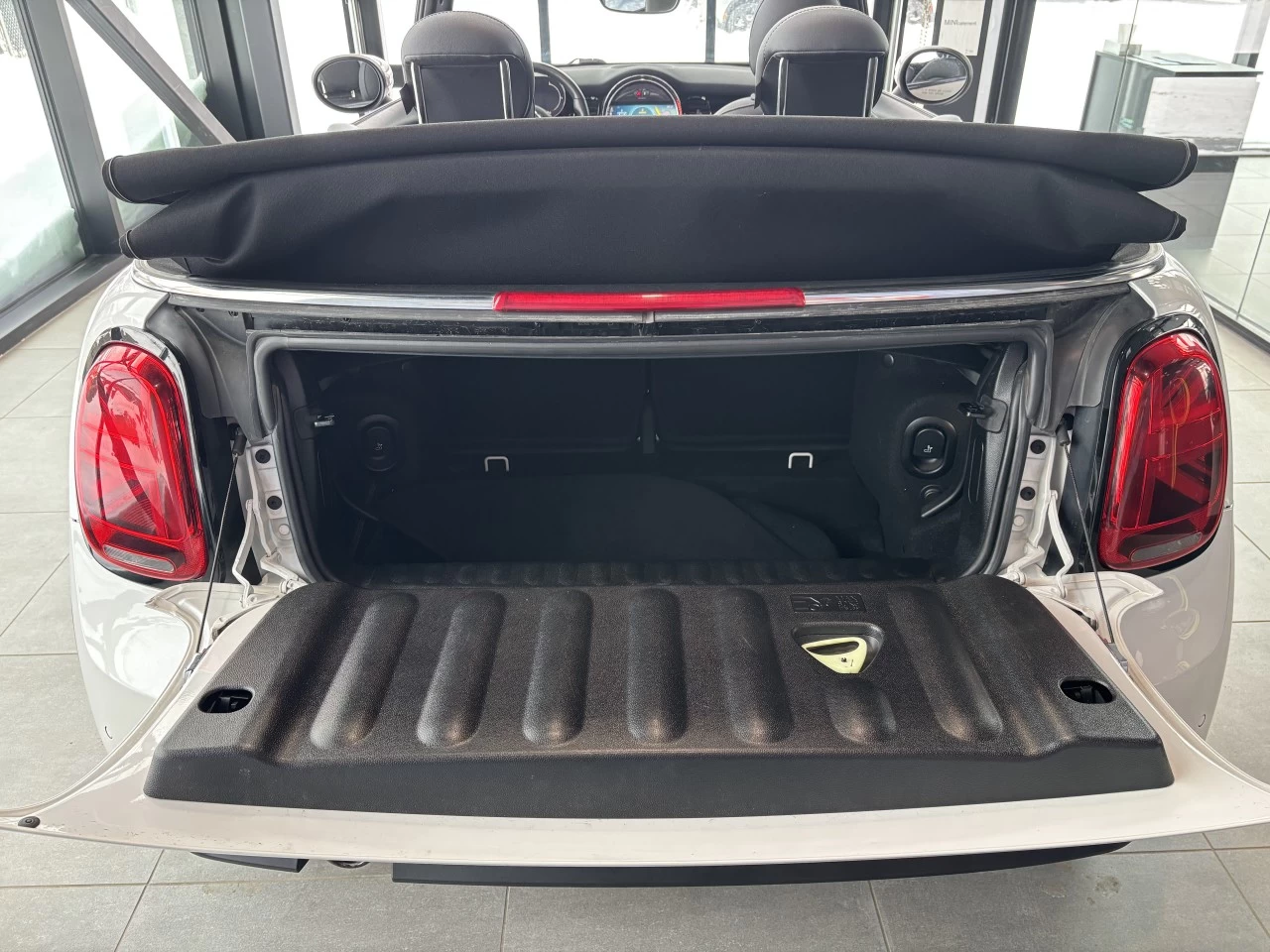 2024 Mini Cooper Cooper Main Image