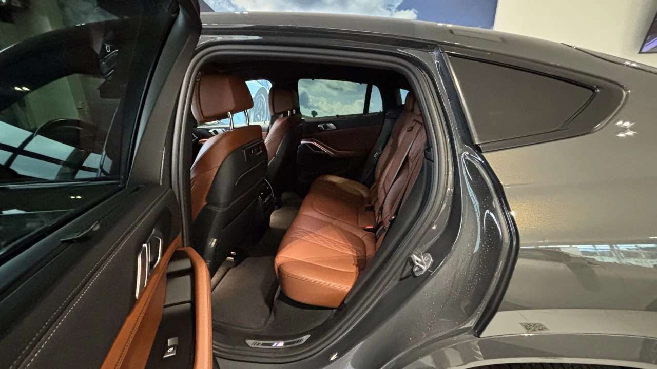 2022 BMW X6 xDrive40i Image principale