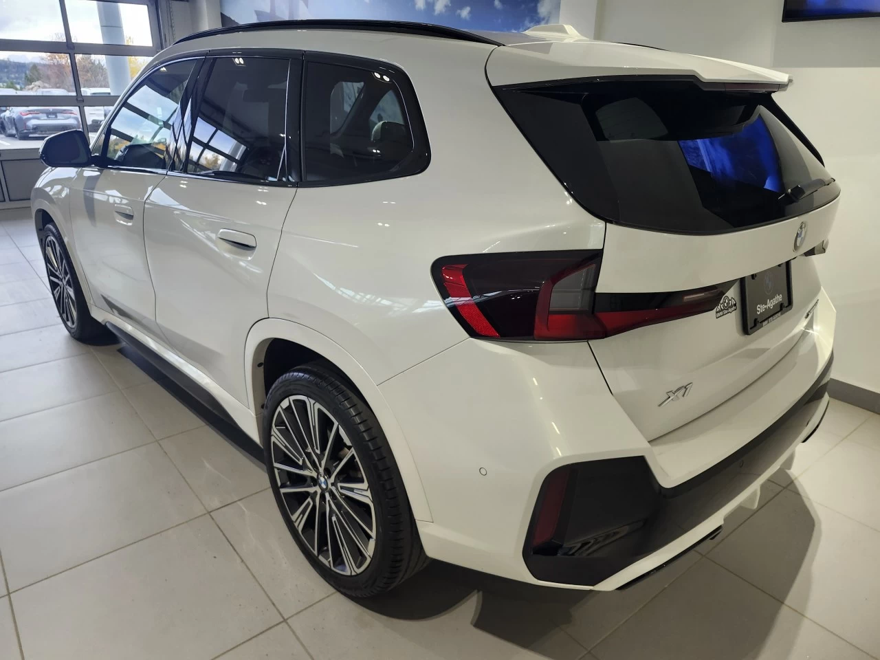 2023 BMW X1 xDrive28i Main Image