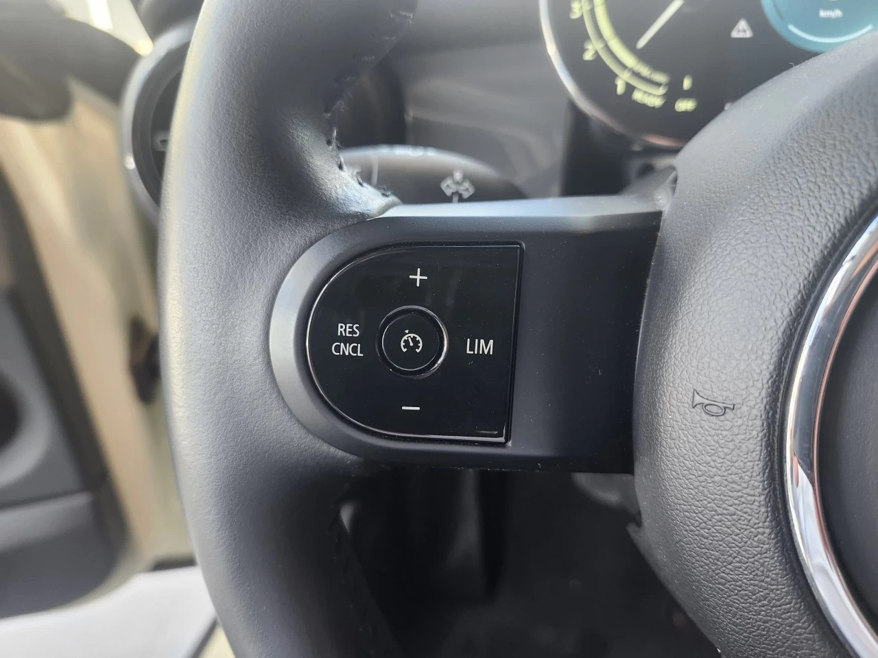 2022 Mini Cooper Cooper Image principale