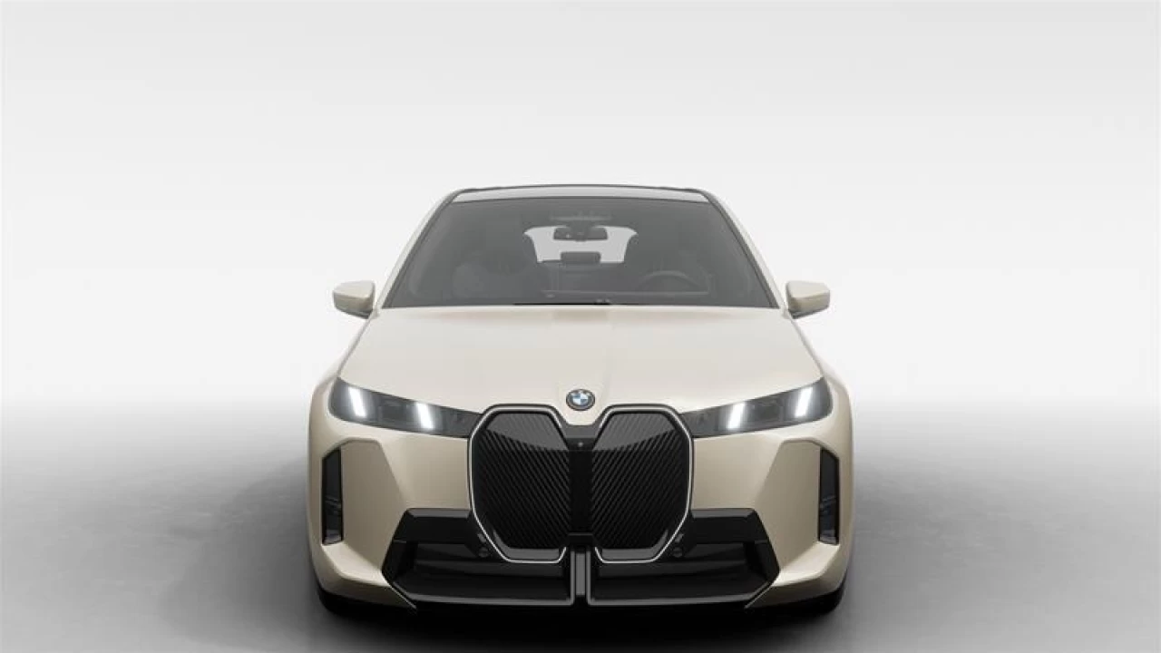 2026 BMW iX xDrive60 Main Image
