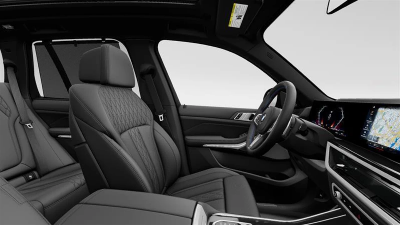 2026 BMW X5 M60i xDrive Main Image