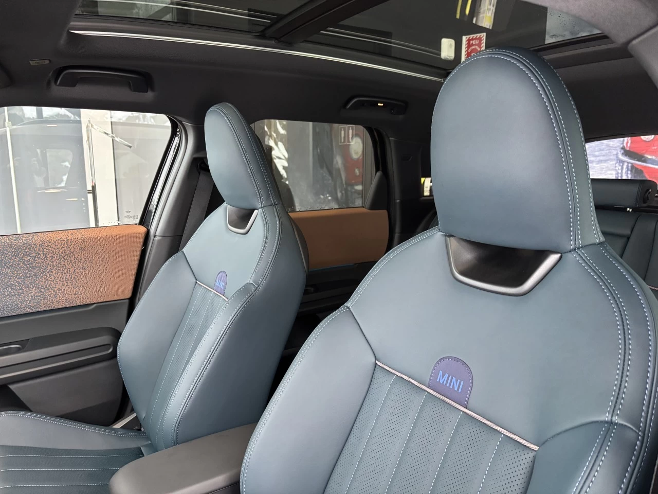 2025 MINI Countryman SE ALL4 Main Image