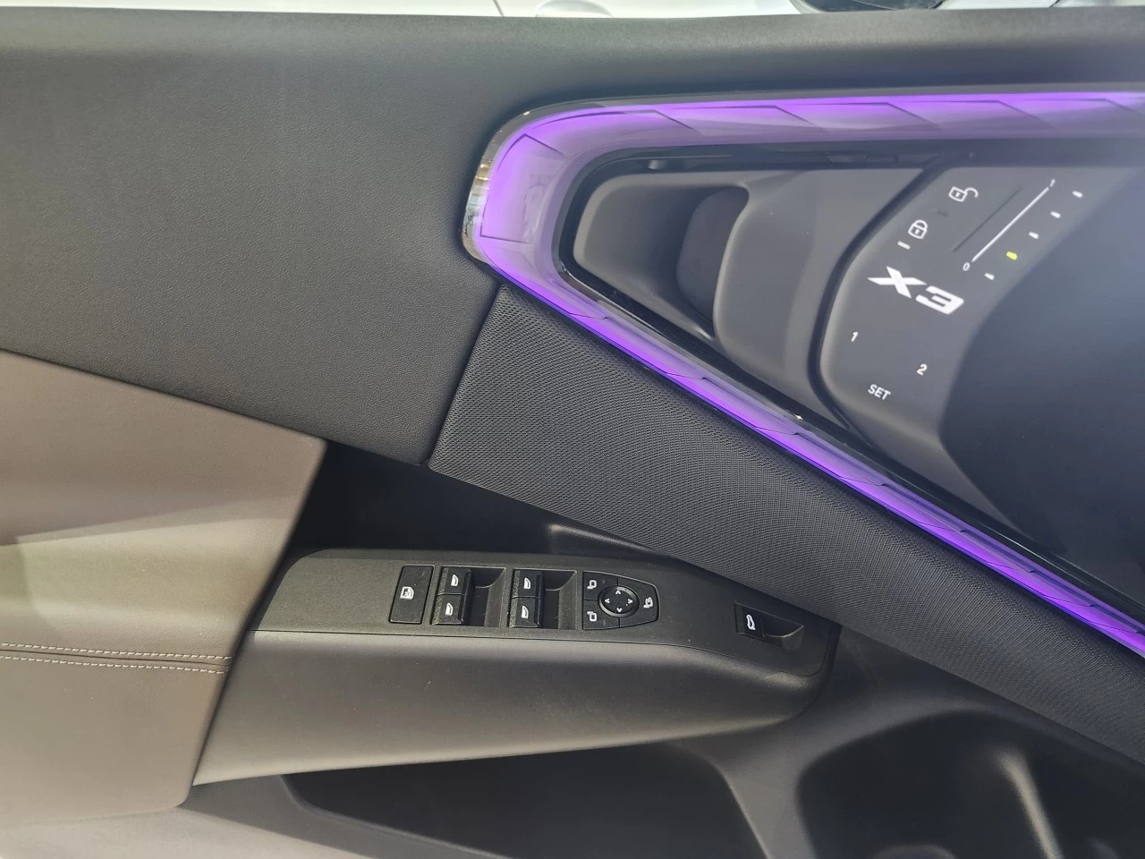 2025 BMW X3 30 xDrive Main Image