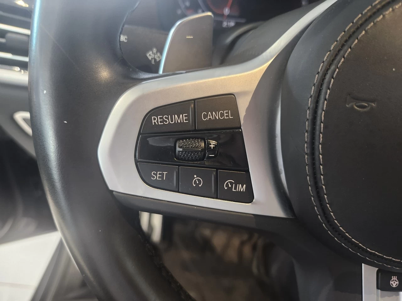 2022 BMW X5 xDrive40i Main Image