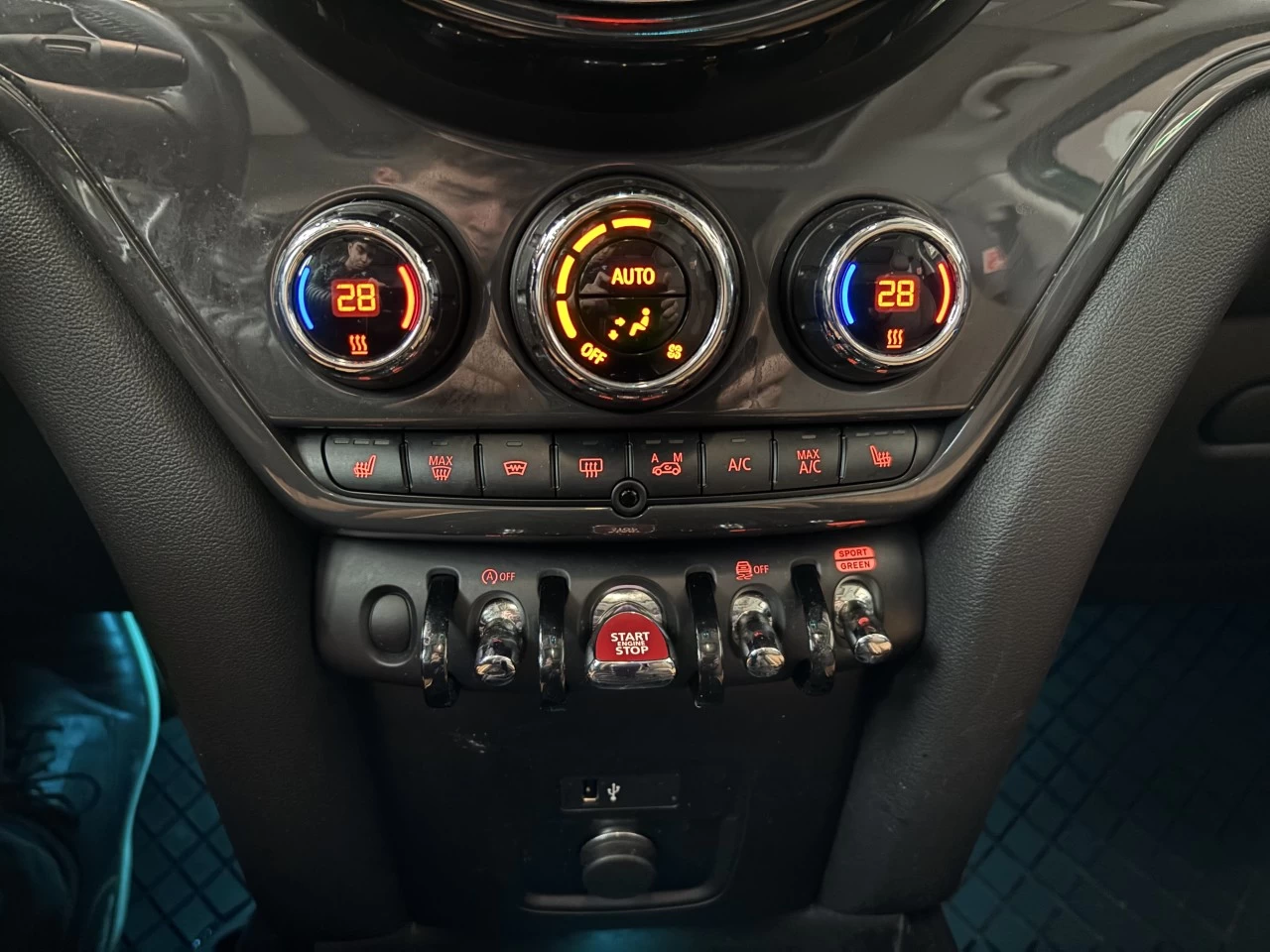 2020 Mini Cooper Countryman Cooper Main Image