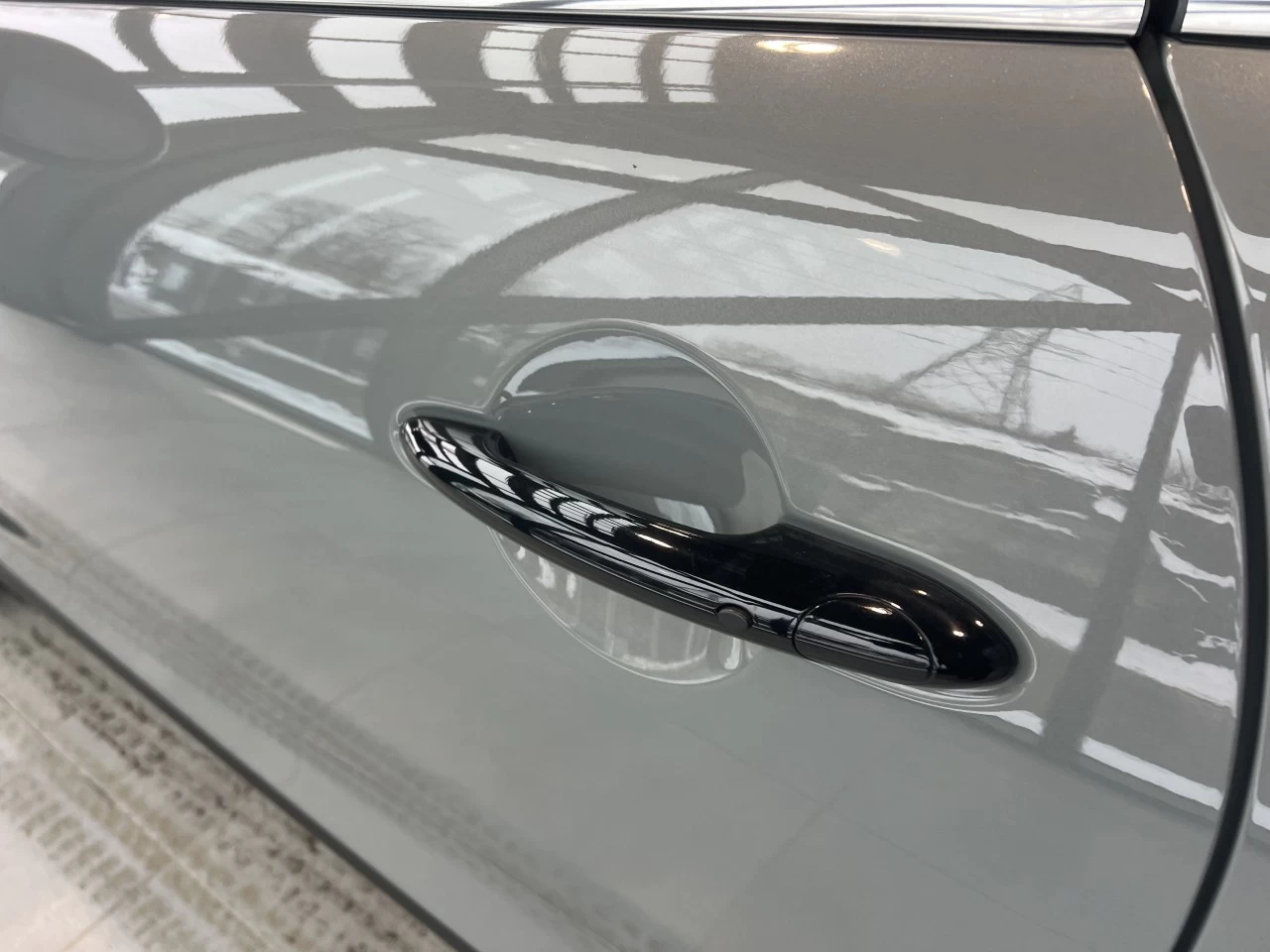 2023 Mini Cooper Cooper SE https://www.bmwsteagathe.com/resize/b990ff35b810a3abc0cc817b2ca24889-1