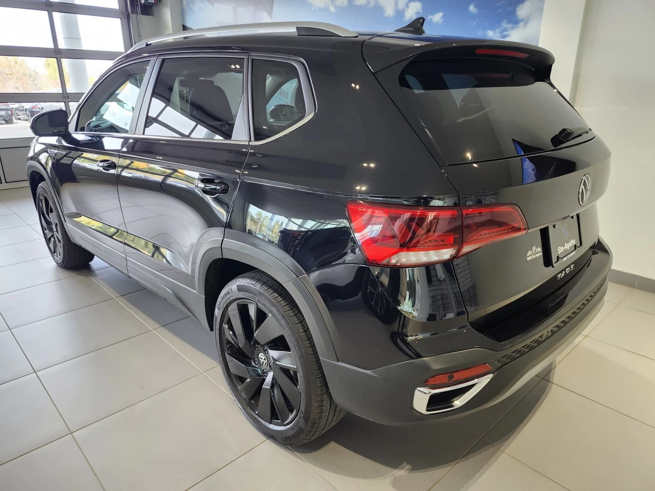 2023 Volkswagen Taos Highline Image principale