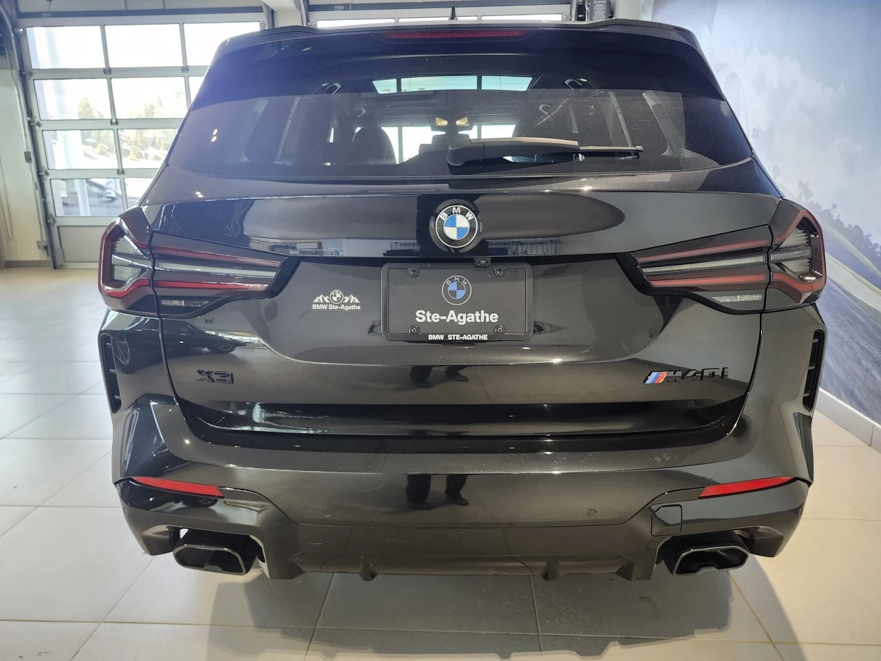 2022 BMW X3 M40i Main Image