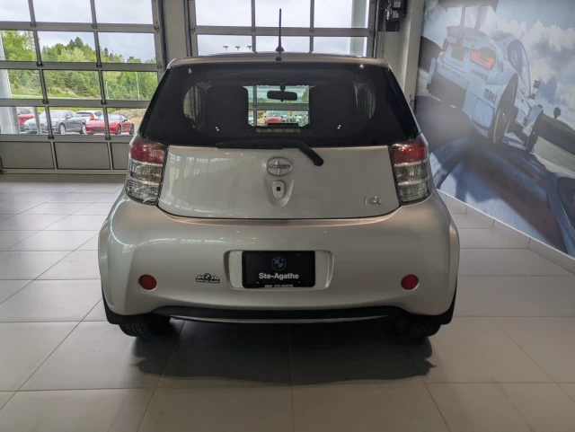 Scion iQ  2015