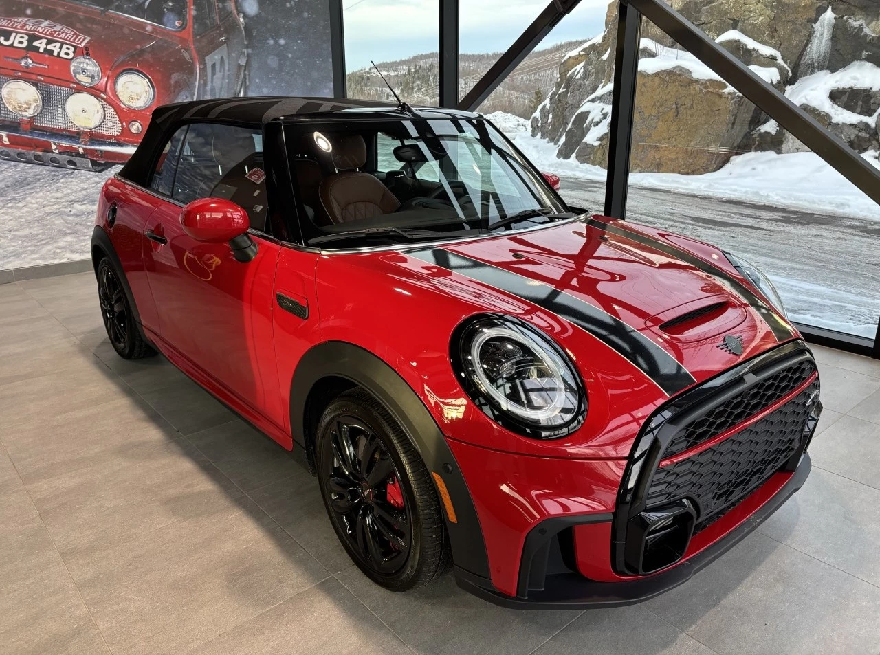 2024 Mini Cooper Convertible John Cooper Works Image principale