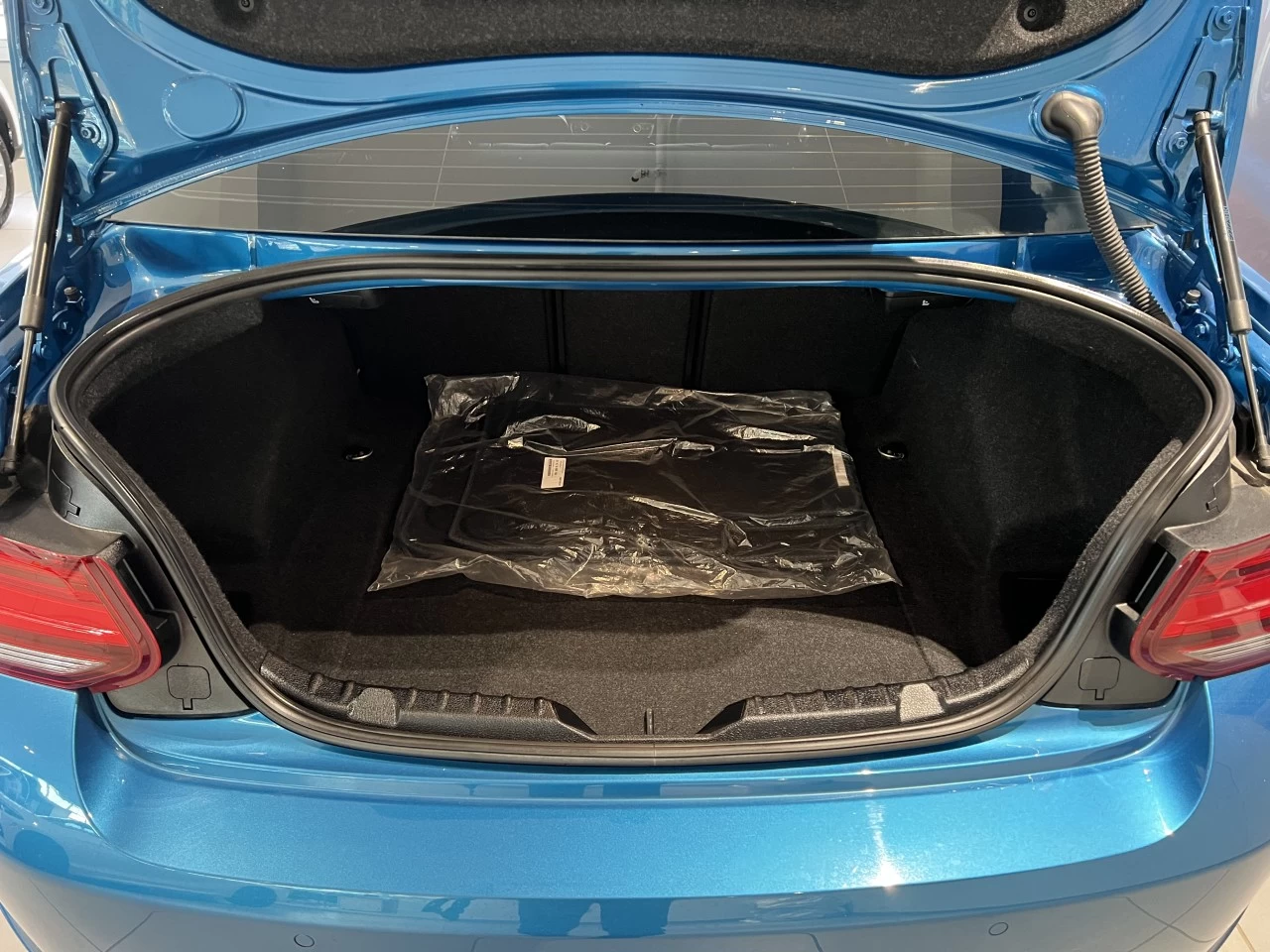 2020 BMW M2 Competition Main Image