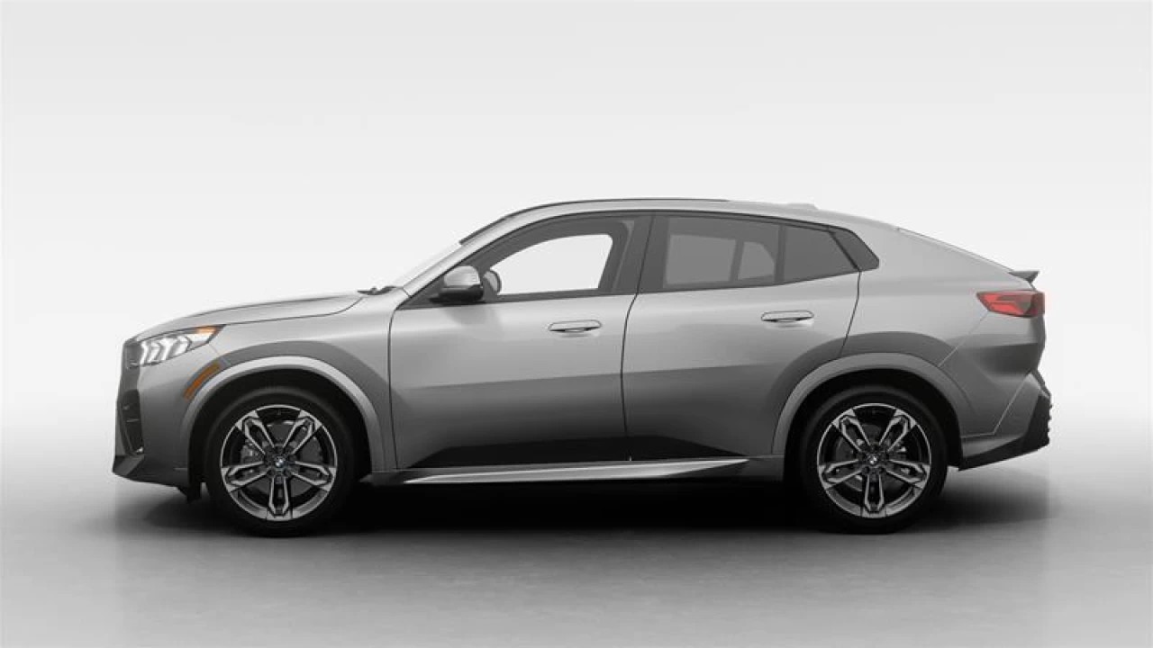 2025 BMW X2 xDrive28i Main Image
