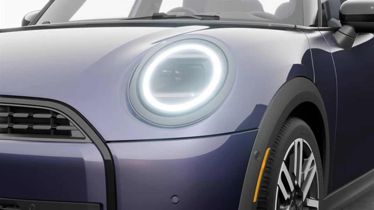 2026 MINI 5 Door Cooper C FWD Image principale