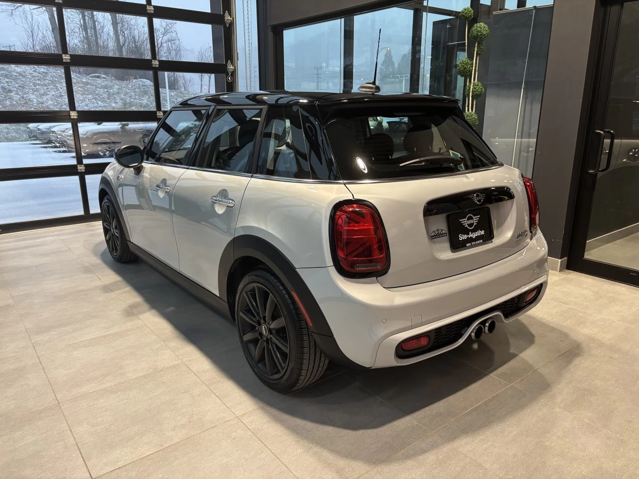 2021 Mini Cooper Cooper S Main Image