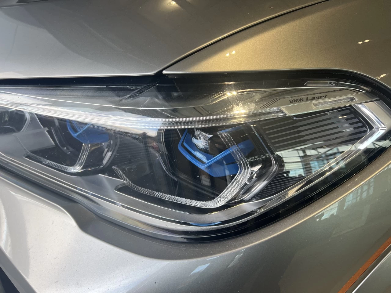 2021 BMW X6 M Competition Main Image