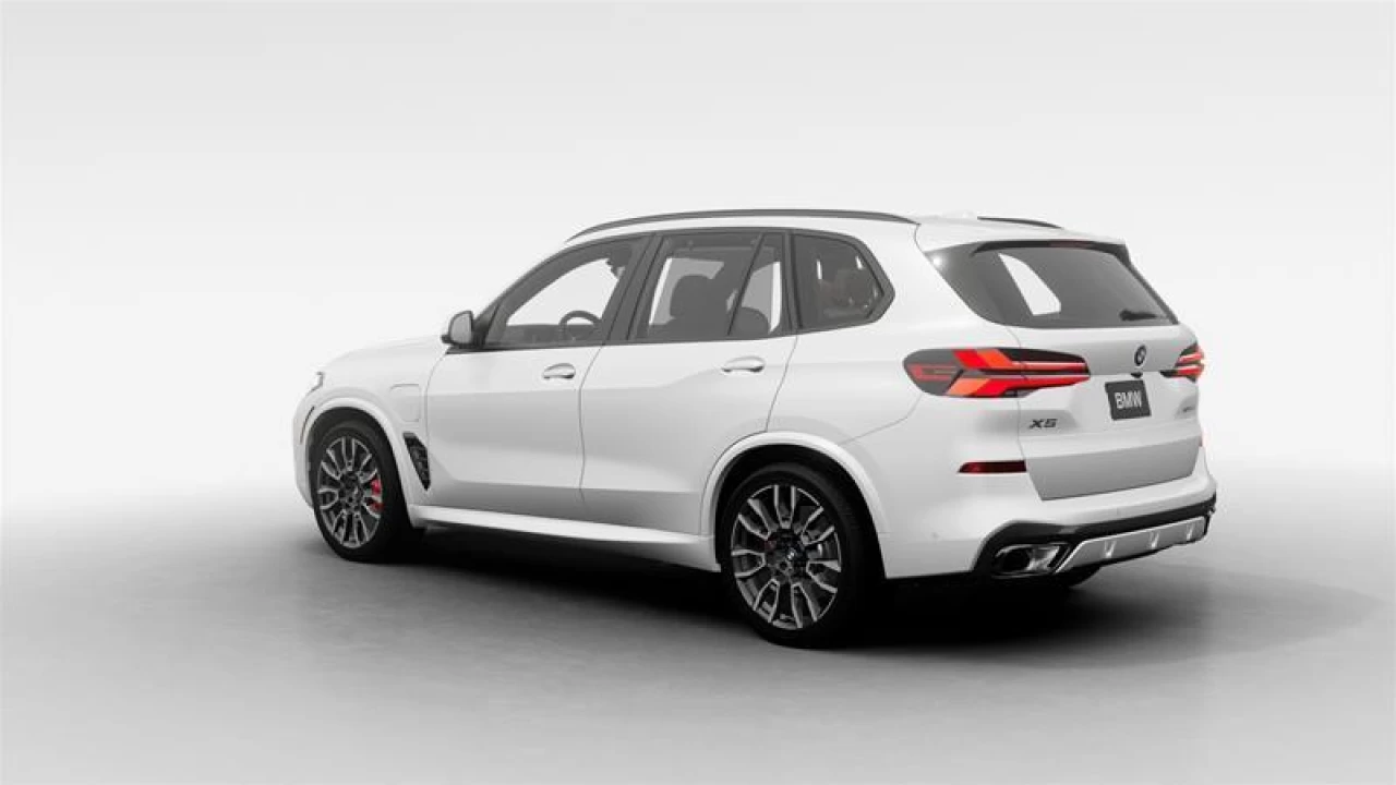 2026 BMW X5 xDrive50e Main Image