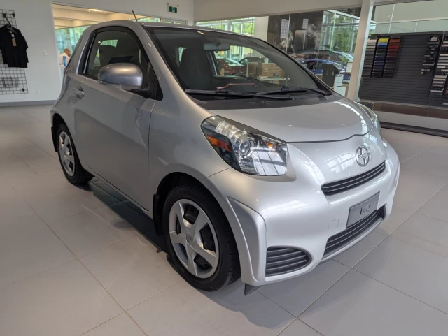 Scion iQ  2015