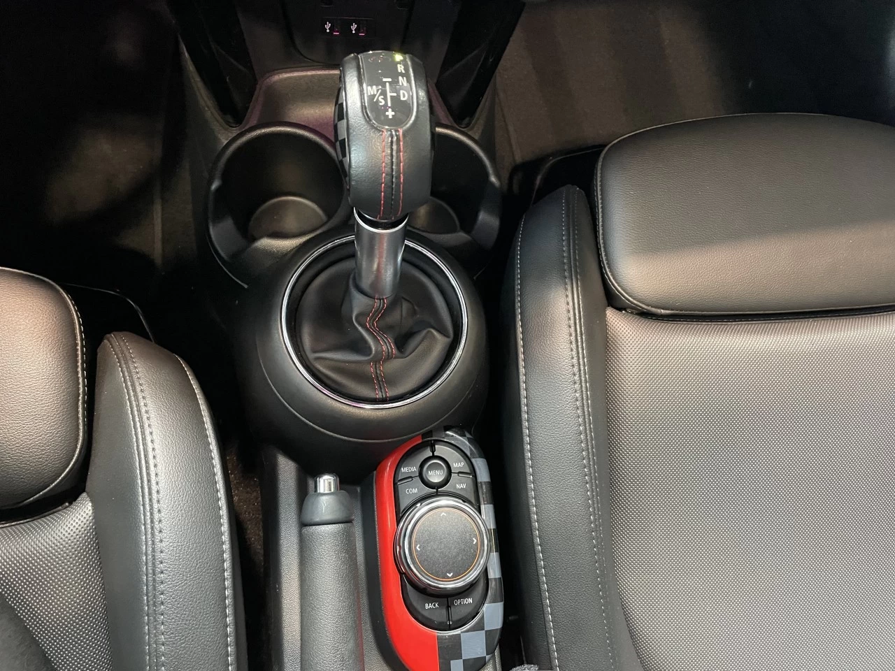 2019 Mini Cooper John Cooper Works Image principale