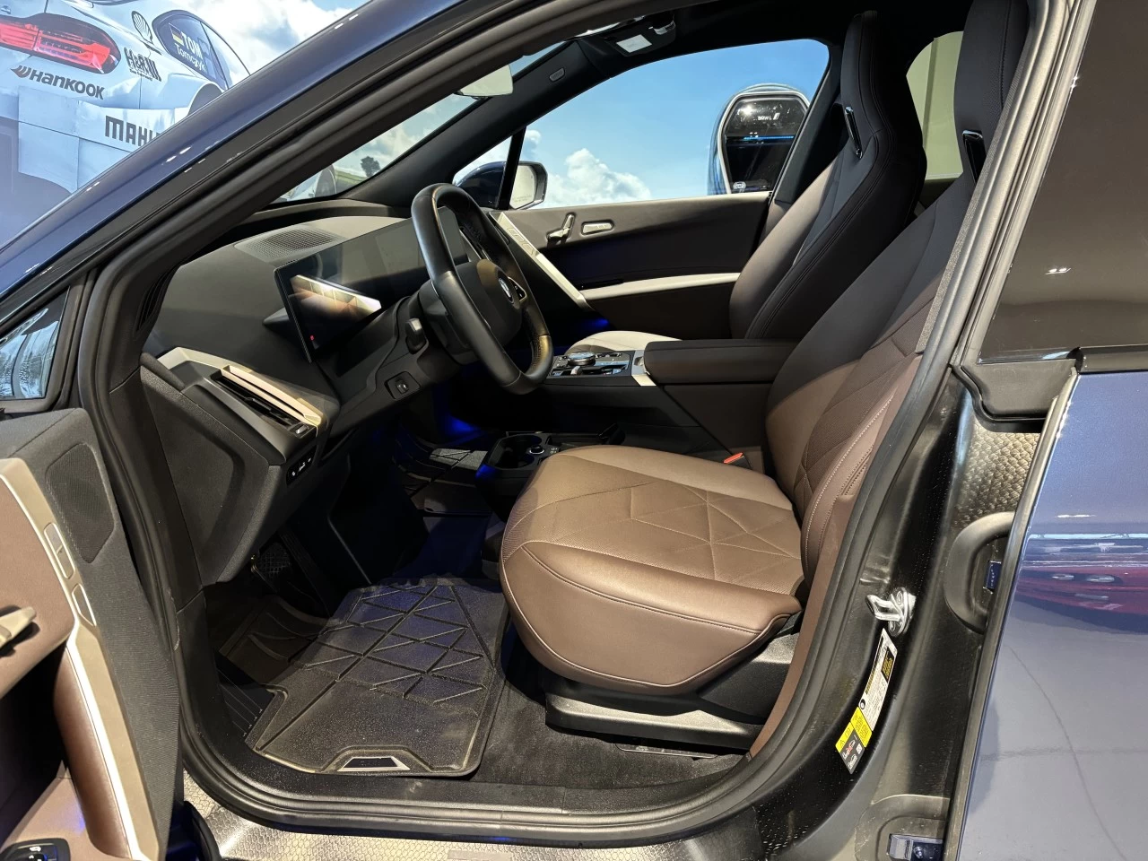 2023 BMW iX xDrive50 Image principale