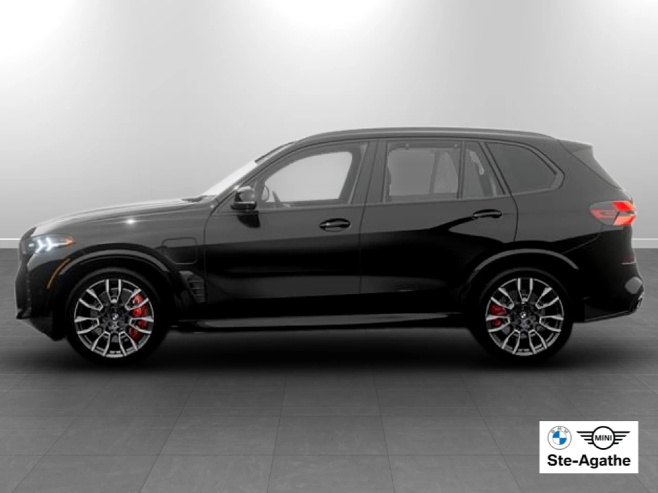 2026 BMW X5
                                                    xDrive50e Main Image