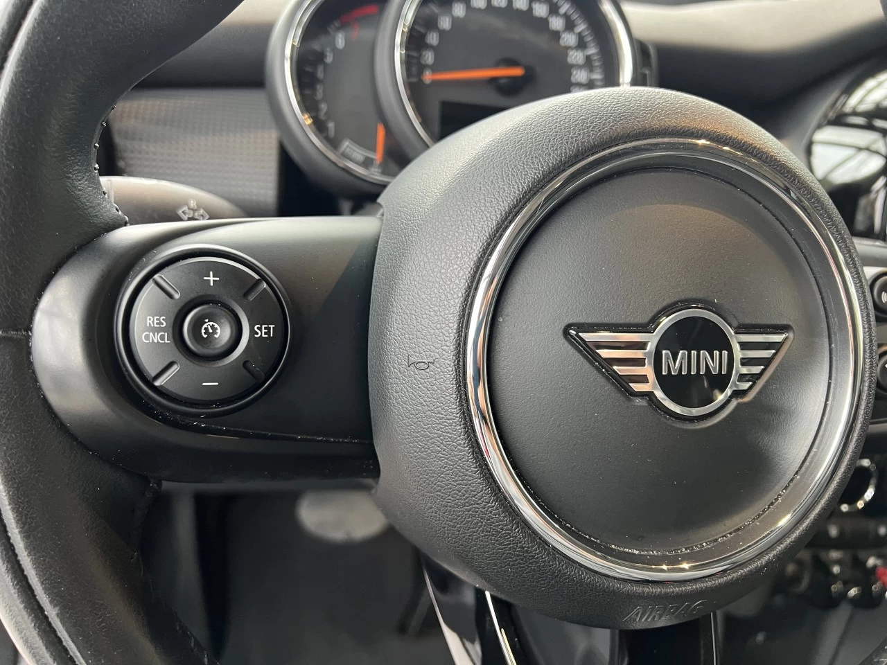 2020 Mini Cooper Cooper Image principale