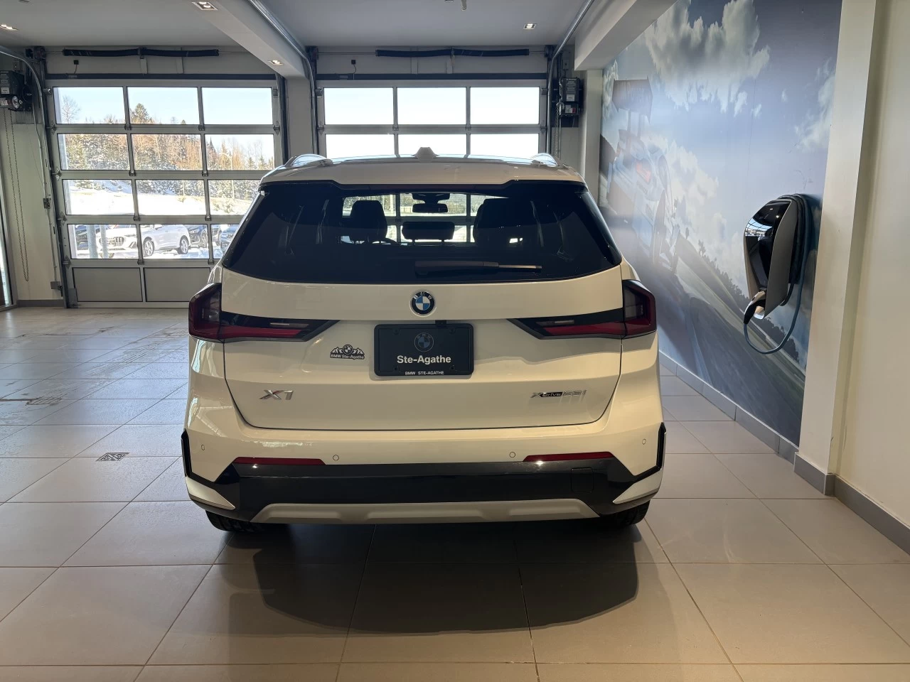 2023 BMW X1 xDrive28i Main Image