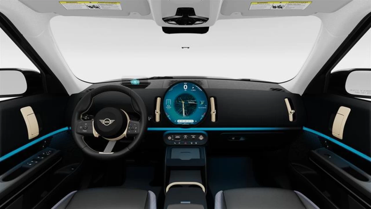 2025 MINI Countryman SE ALL4 Main Image