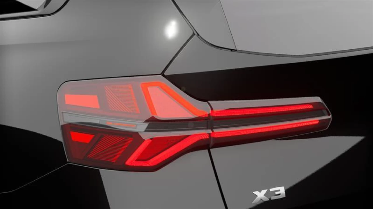 2025 BMW X3 M50 xDrive Image principale