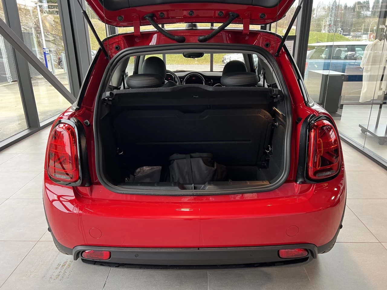 2024 MINI Cooper SE 3 Door Main Image