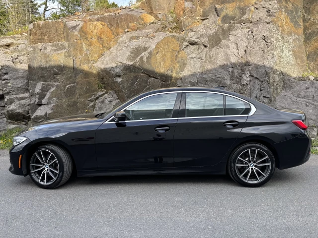 BMW 3 Series 330i xDrive 2020