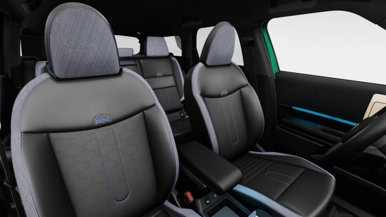 2025 MINI Countryman Cooper S ALL4 Main Image