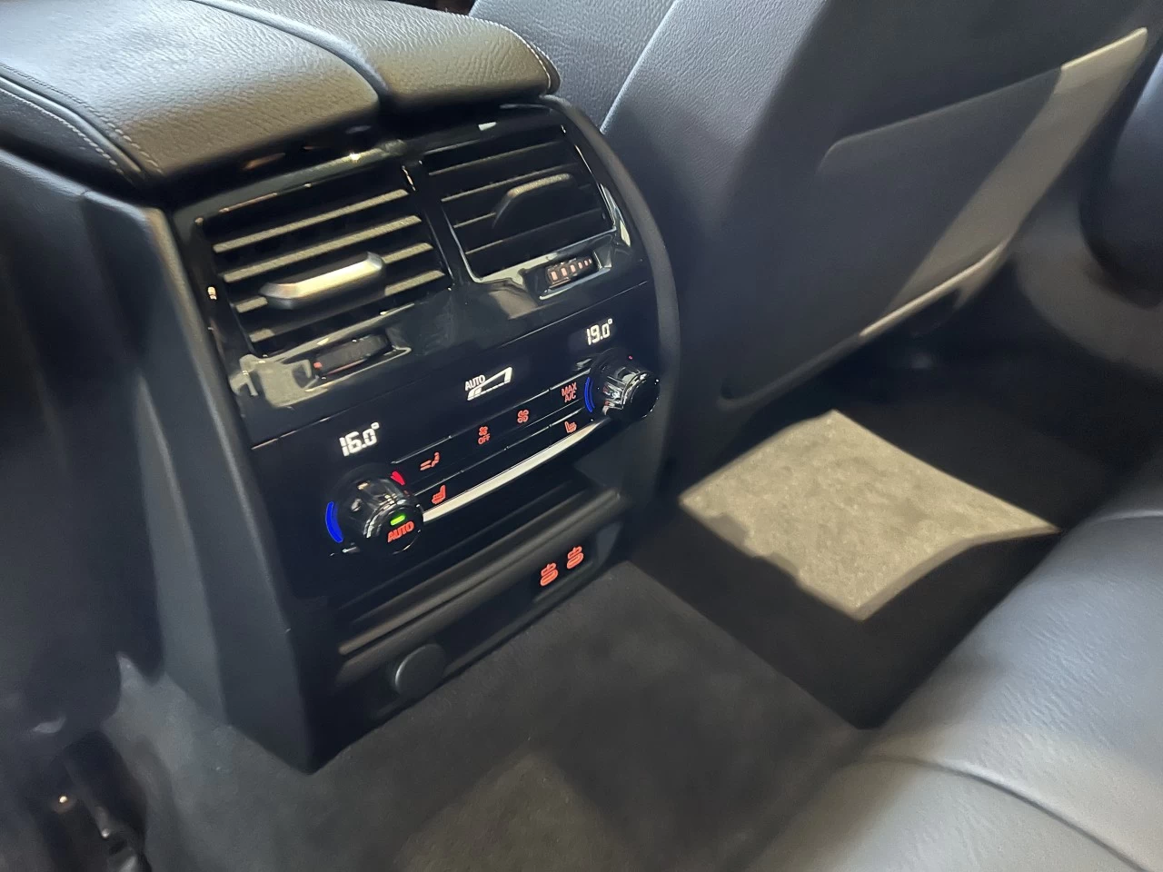 2020 BMW 530e xDrive 530e xDrive iPerformance Image principale