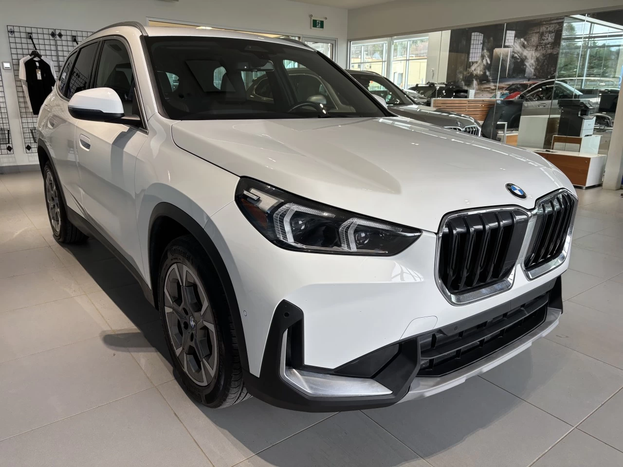 2023 BMW X1 xDrive28i Main Image