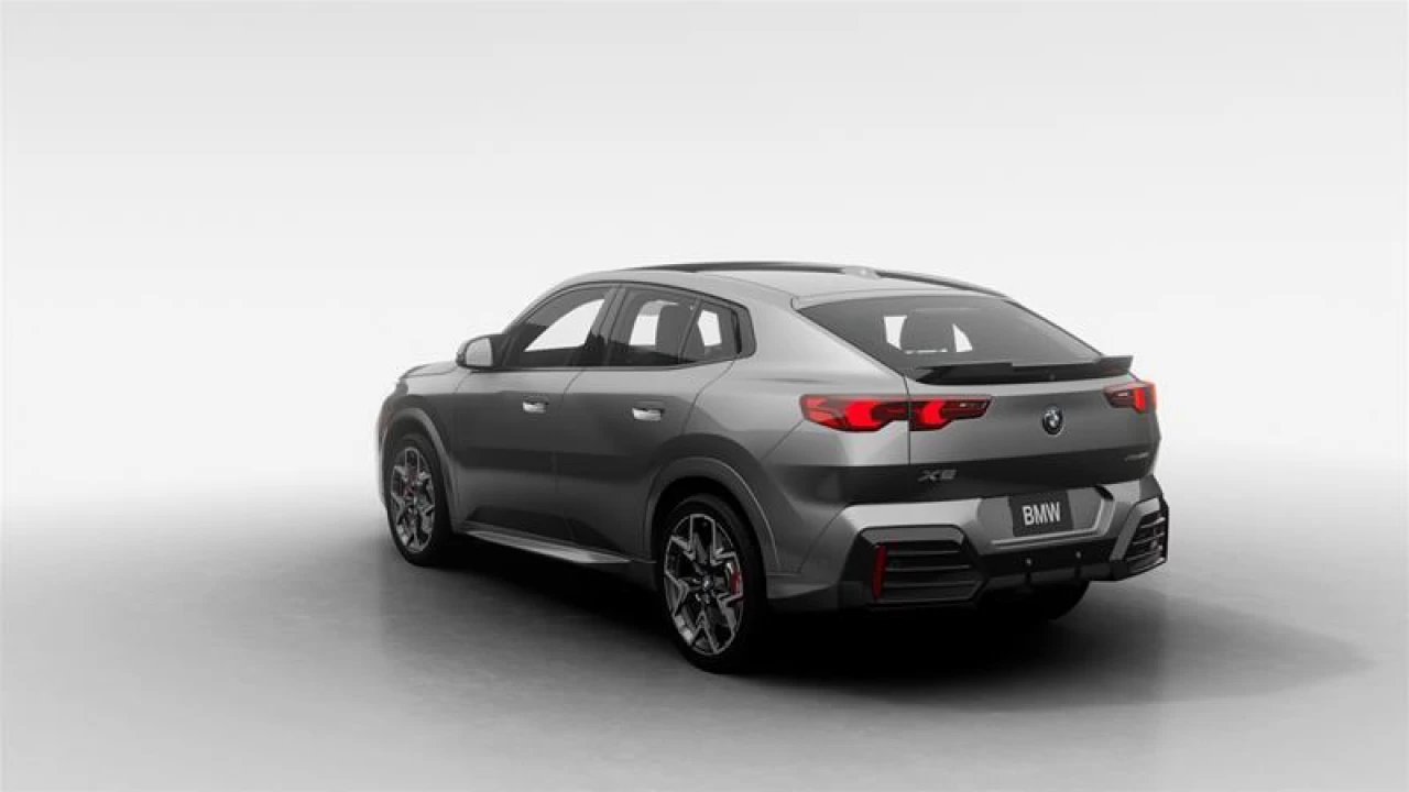 2026 BMW X2 xDrive28i Main Image
