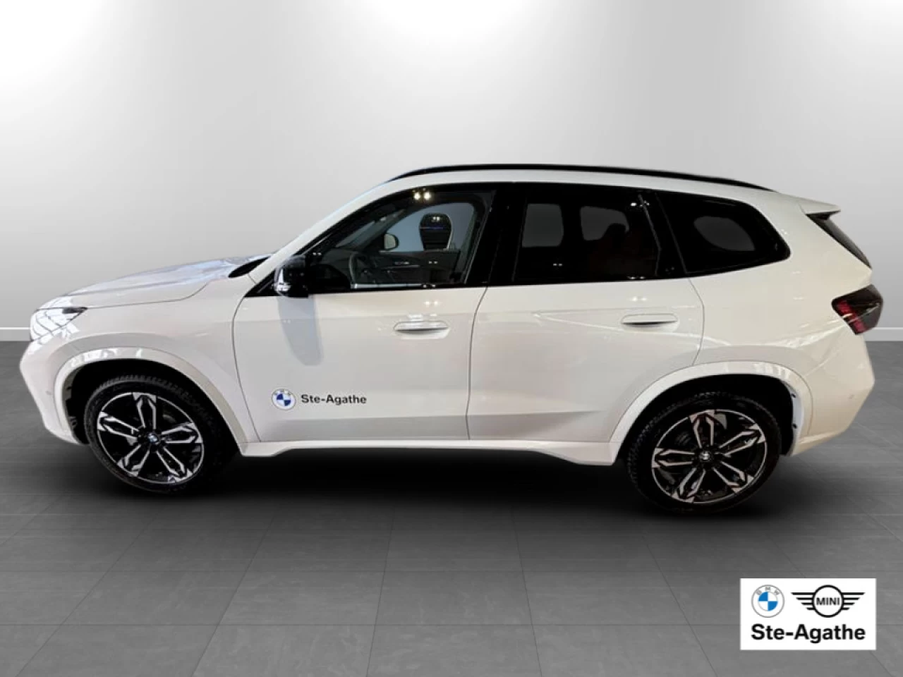 2026 BMW X1 xDrive28i M Sport Edition Main Image